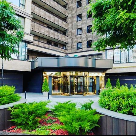 1 Room 60M2 Center Of Obolon Near River Side. With Terrace. 22 Floor Kiev Dış mekan fotoğraf